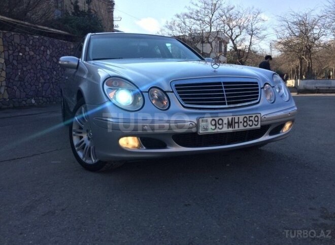 Mercedes E 220 2002, 240,200 km - 2.2 l - Bakı