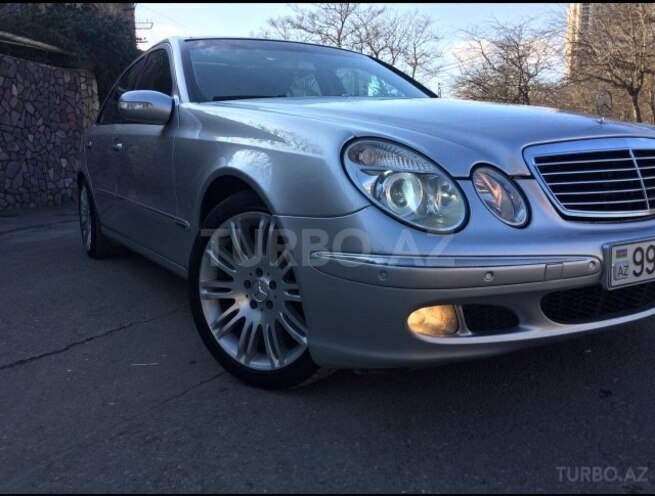 Mercedes E 220 2002, 240,200 km - 2.2 l - Bakı