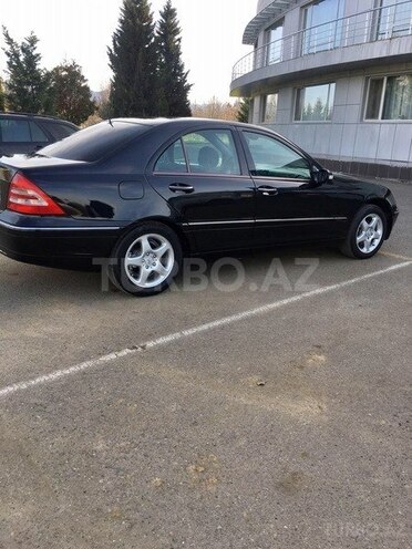 Mercedes C 200 2000, 329,025 km - 2.0 l - Qazax