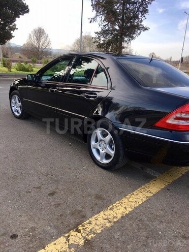 Mercedes C 200 2000, 329,025 km - 2.0 l - Qazax