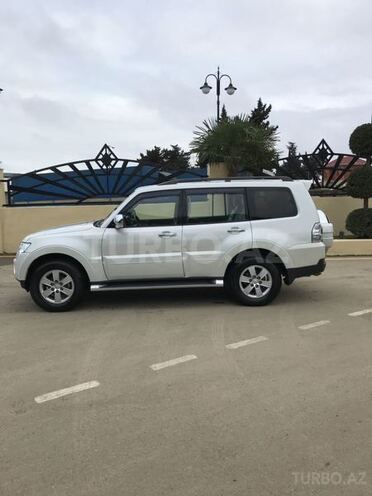 Mitsubishi Pajero 2007, 158,000 km - 3.0 л - Bakı