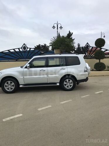 Mitsubishi Pajero 2007, 158,000 km - 3.0 л - Bakı
