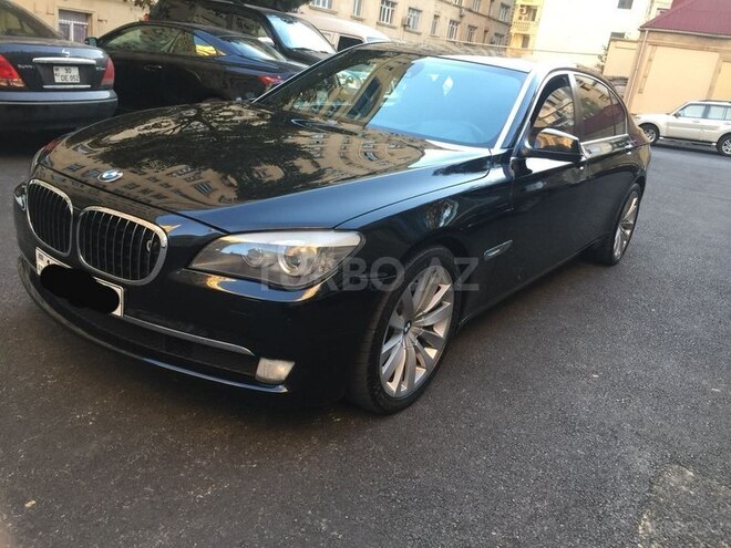 BMW 750 2010, 88,000 km - 4.4 l - Bakı