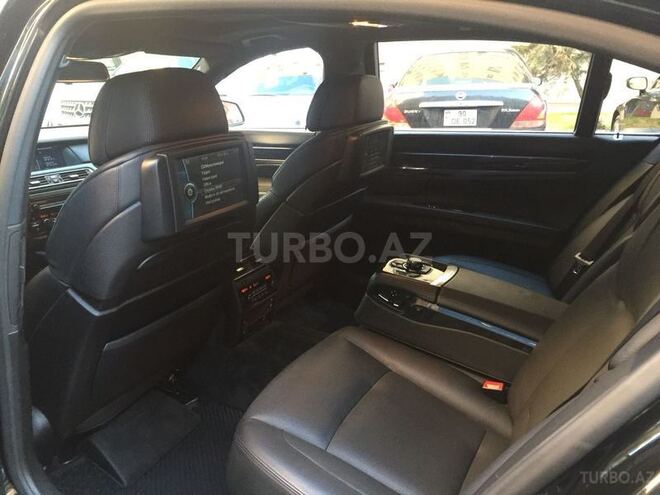 BMW 750 2010, 88,000 km - 4.4 l - Bakı