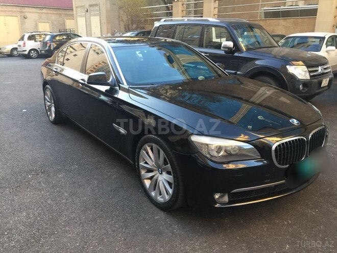 BMW 750 2010, 88,000 km - 4.4 l - Bakı