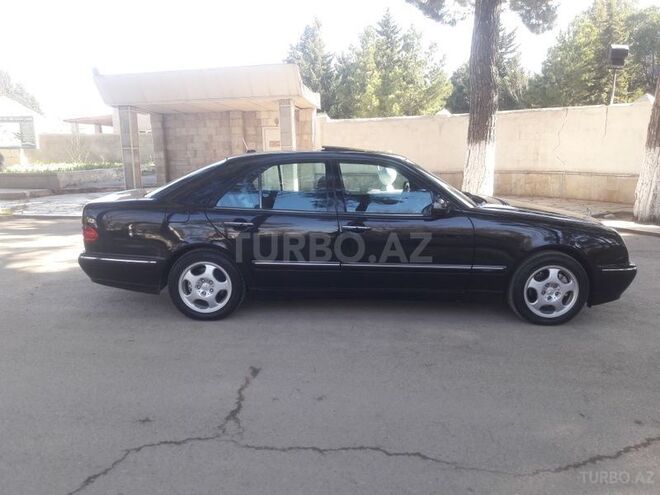 Mercedes E 320 2000, 277,000 km - 3.2 l - Bakı