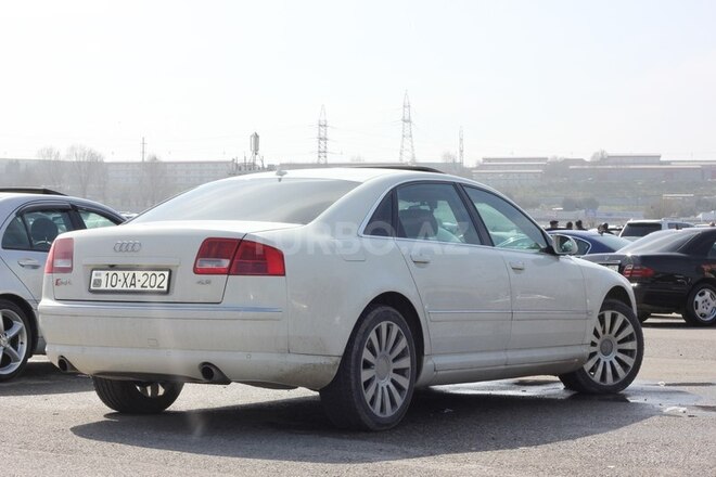 Audi A8 2006, 152,000 km - 3.2 л - Bakı