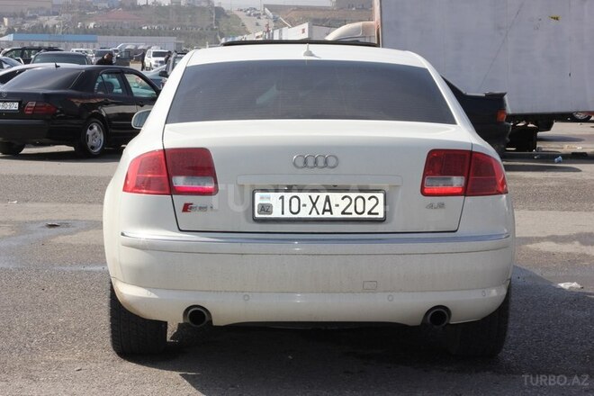 Audi A8 2006, 152,000 km - 3.2 л - Bakı