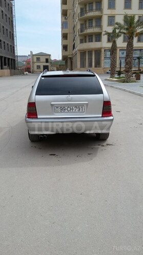 Mercedes C 220 2000, 419,000 km - 2.2 l - Xırdalan