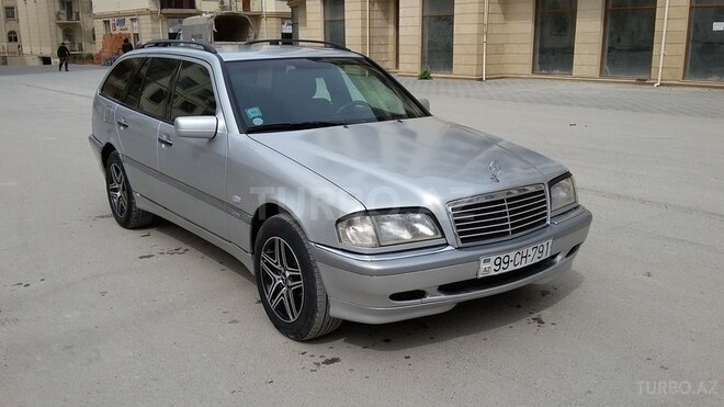 Mercedes C 220 2000, 419,000 km - 2.2 l - Xırdalan