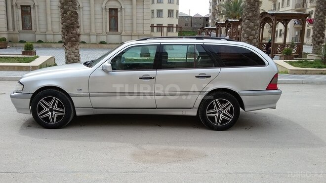 Mercedes C 220 2000, 419,000 km - 2.2 l - Xırdalan