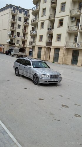 Mercedes C 220 2000, 419,000 km - 2.2 l - Xırdalan