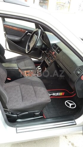 Mercedes C 220 2000, 419,000 km - 2.2 l - Xırdalan