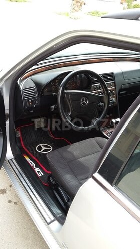 Mercedes C 220 2000, 419,000 km - 2.2 l - Xırdalan