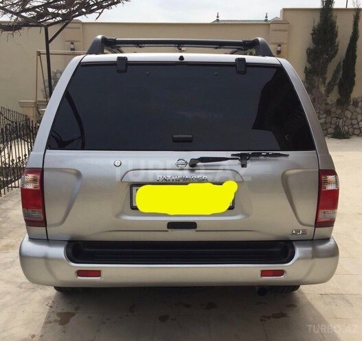 Nissan Pathfinder 2004, 175,110 km - 3.5 l - Bakı