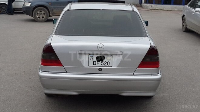Mercedes C 230 1999, 218,000 km - 2.3 l - Sumqayıt