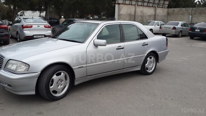 Mercedes C 230 1999, 218,000 km - 2.3 l - Sumqayıt