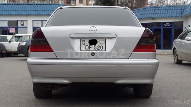 Mercedes C 230 1999, 218,000 km - 2.3 l - Sumqayıt