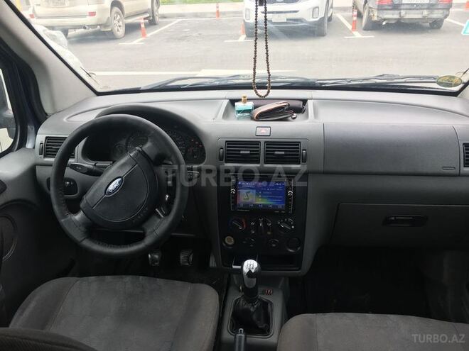 Ford Tourneo Connect 2005, 365,000 km - 1.8 л - Bakı