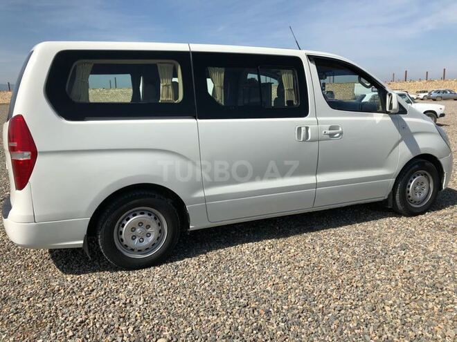 Hyundai H-1 2009, 136,744 km - 2.5 l - Gəncə