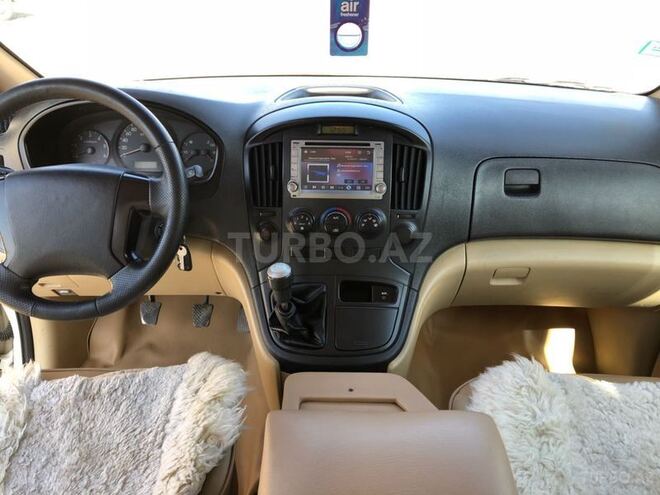 Hyundai H-1 2009, 136,744 km - 2.5 l - Gəncə