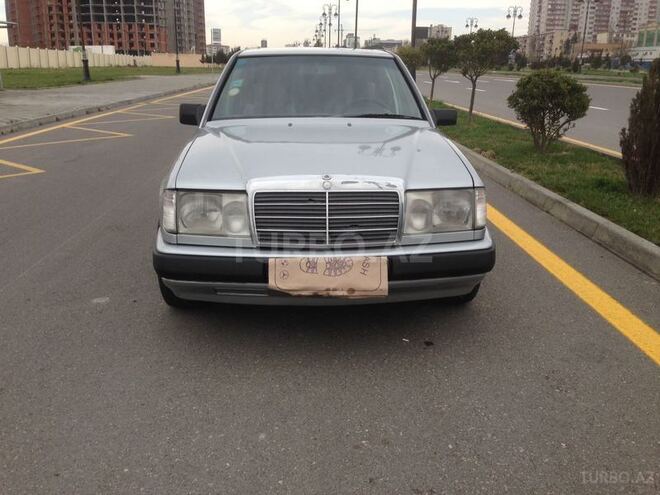 Mercedes E 230 1988, 395,555 km - 2.3 l - Bakı