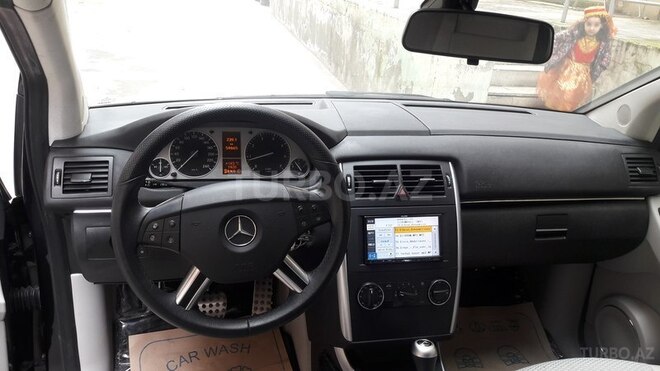 Mercedes B 170 2011, 59,970 km - 1.7 л - Bakı