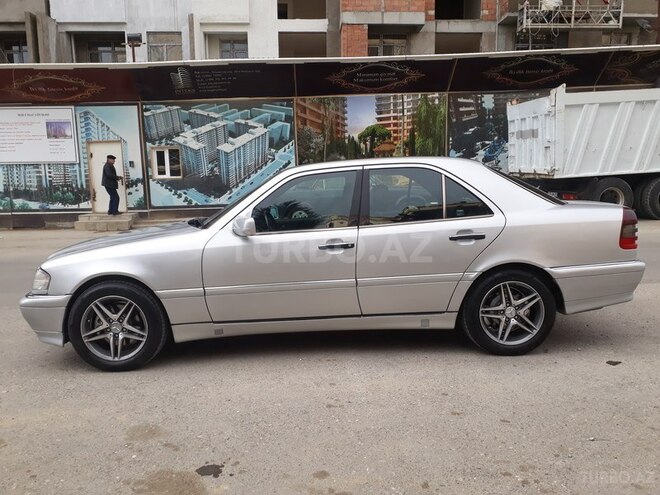 Mercedes C 230 2000, 195,000 km - 2.3 l - Bakı
