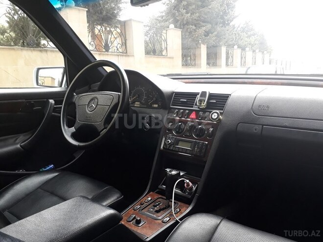 Mercedes C 230 2000, 195,000 km - 2.3 l - Bakı