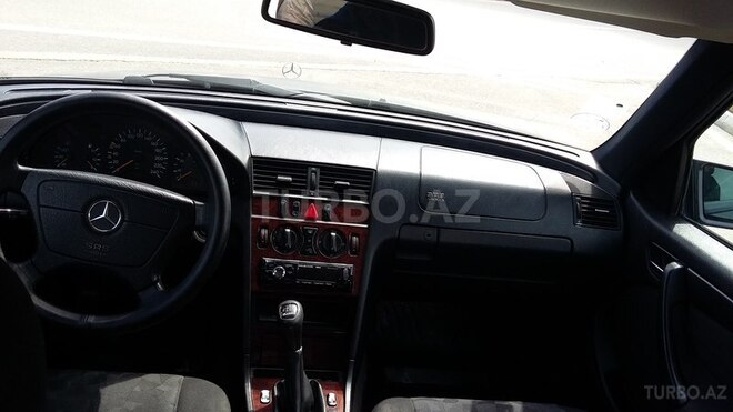 Mercedes C 180 1999, 260,000 km - 1.8 l - Bakı