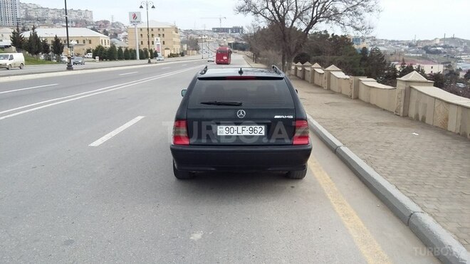 Mercedes C 180 1999, 260,000 km - 1.8 l - Bakı
