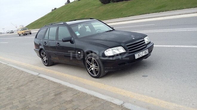 Mercedes C 180 1999, 260,000 km - 1.8 l - Bakı