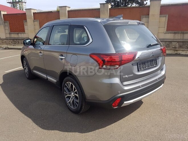 Mitsubishi Outlander 2018, 0 km - 2.4 л - Bakı