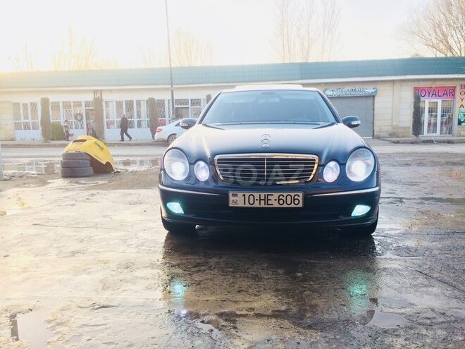 Mercedes E 260 2002, 170,000 km - 2.6 l - Ağcabədi