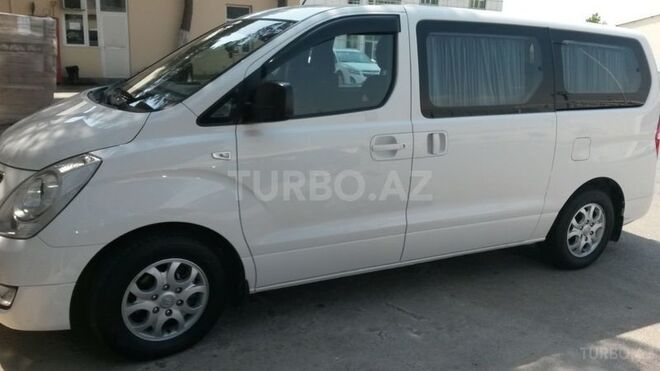 Hyundai H-1 2014, 43,000 km - 2.5 l - Bakı