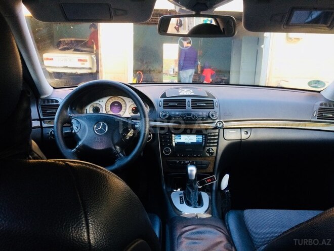Mercedes E 260 2002, 170,000 km - 2.6 l - Ağcabədi