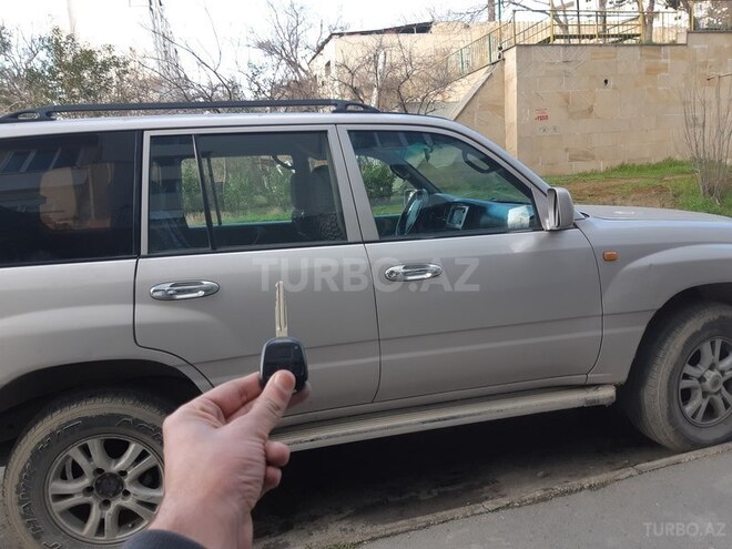 Toyota Land Cruiser 2004, 429,057 km - 0.2 l - Bakı