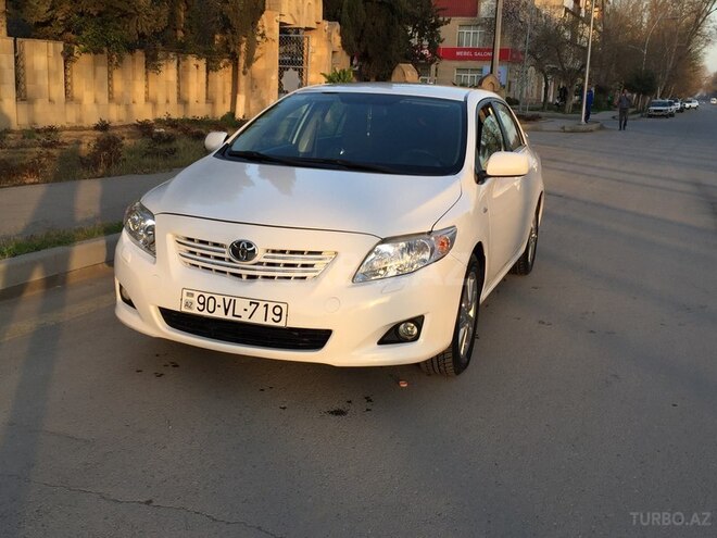 Toyota Corolla 2011, 133,653 km - 1.6 л - Bakı