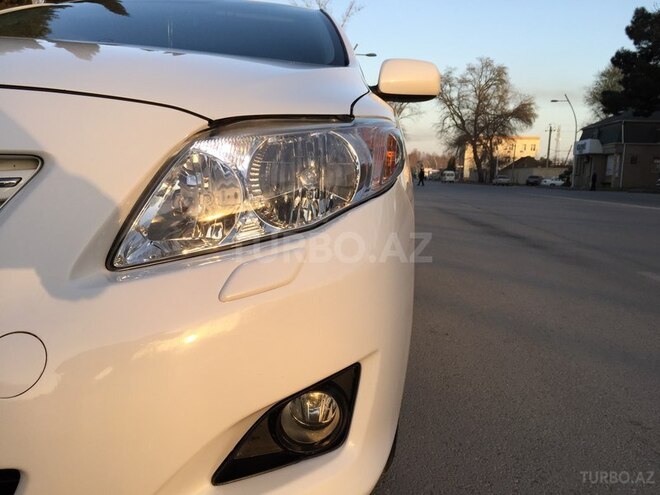 Toyota Corolla 2011, 133,653 km - 1.6 л - Bakı