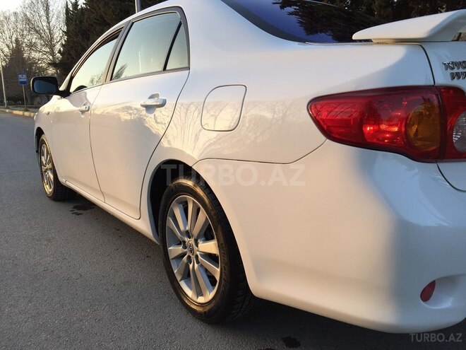 Toyota Corolla 2011, 133,653 km - 1.6 л - Bakı