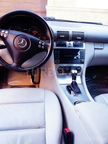 Mercedes C 230 2005, 218,000 km - 1.8 l - Bakı