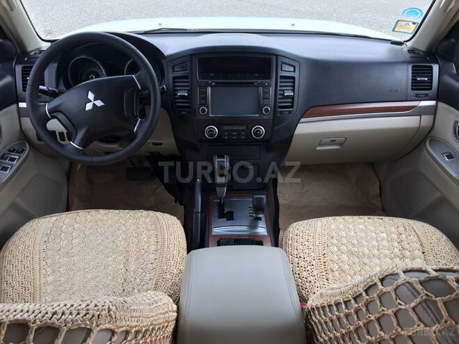 Mitsubishi Pajero 2008, 239,229 km - 3.0 l - Bakı