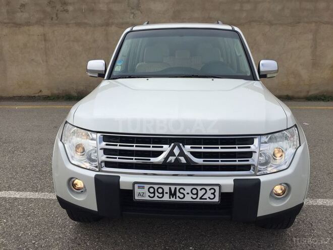 Mitsubishi Pajero 2008, 239,229 km - 3.0 l - Bakı