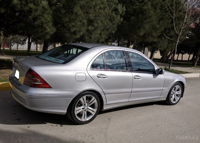 Mercedes C 230 2004, 370,000 km - 2.5 l - Bakı