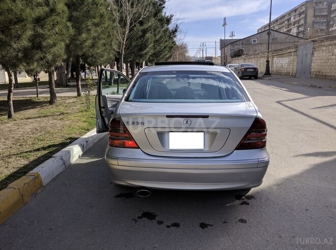 Mercedes C 230 2004, 370,000 km - 2.5 l - Bakı