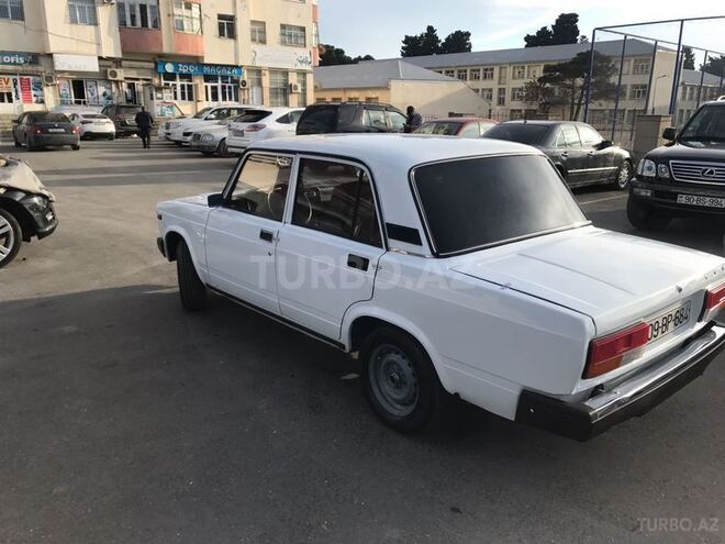 LADA (VAZ) 2107 2005, 178,000 km - 1.6 л - Bakı