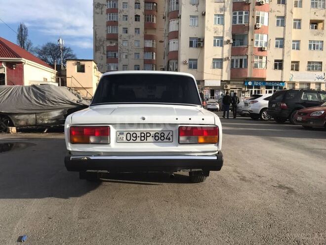 LADA (VAZ) 2107 2005, 178,000 km - 1.6 л - Bakı