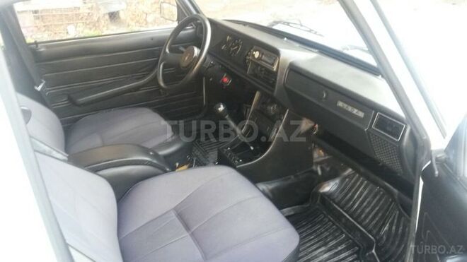LADA (VAZ) 2107 2009, 98,400 km - 1.6 l - Yevlax
