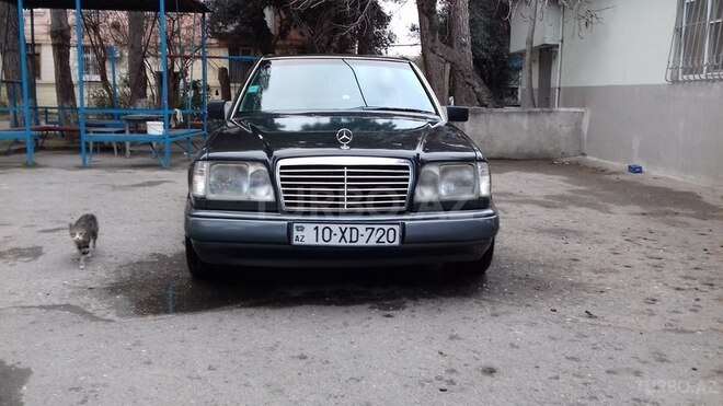 Mercedes E 220 1994, 175,350 km - 2.2 л - Bakı