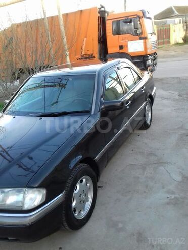Mercedes C 220 1995, 218,000 km - 2.2 l - Bakı